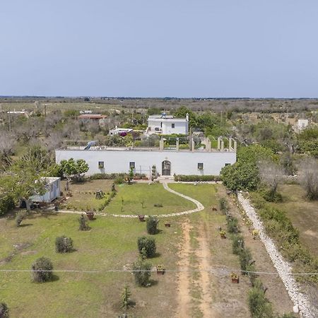 Villa Lisa Garden And Pool - Happy Rentals Мелендуньо Екстериор снимка