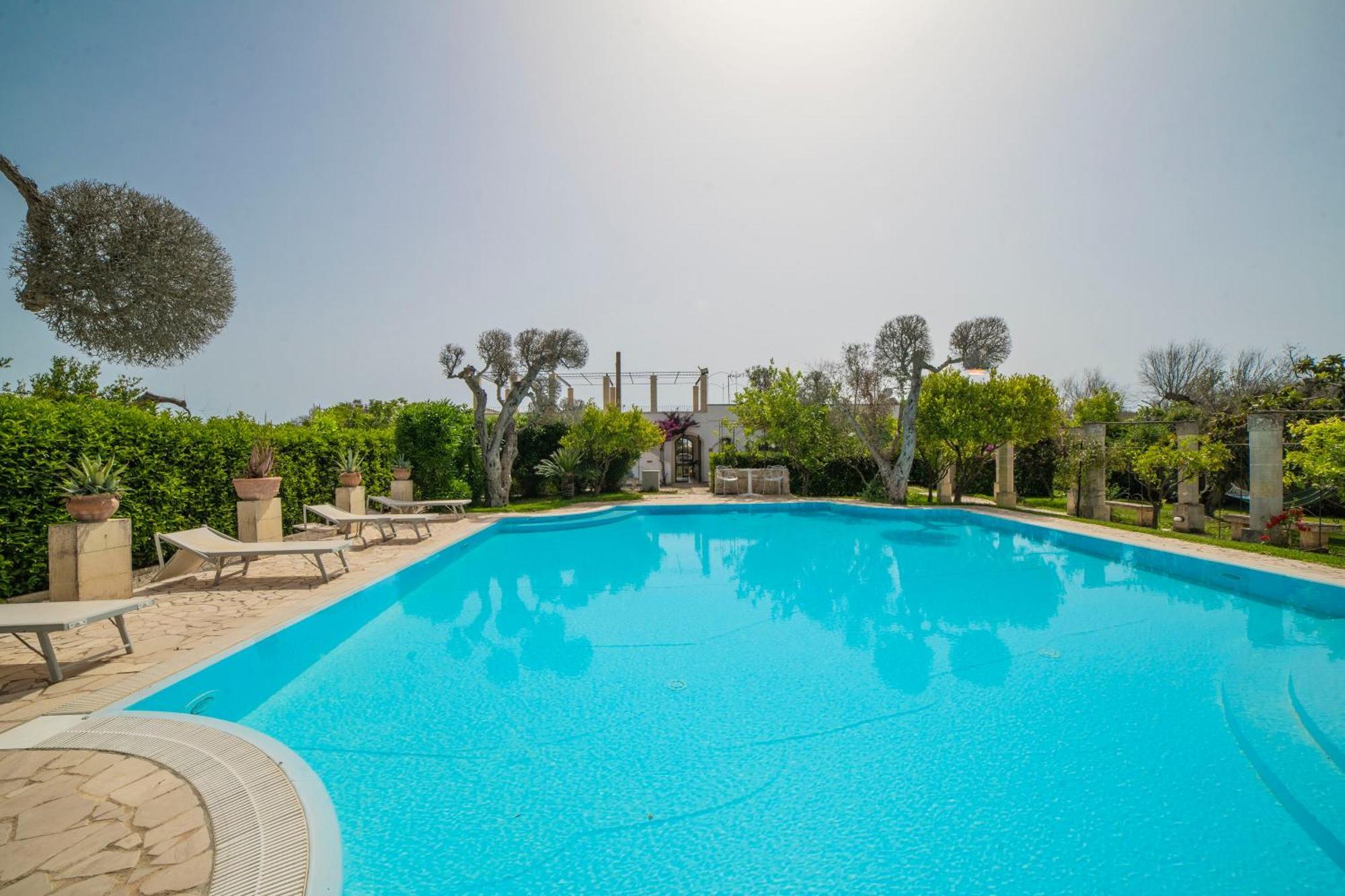Villa Lisa Garden And Pool - Happy Rentals Мелендуньо Екстериор снимка