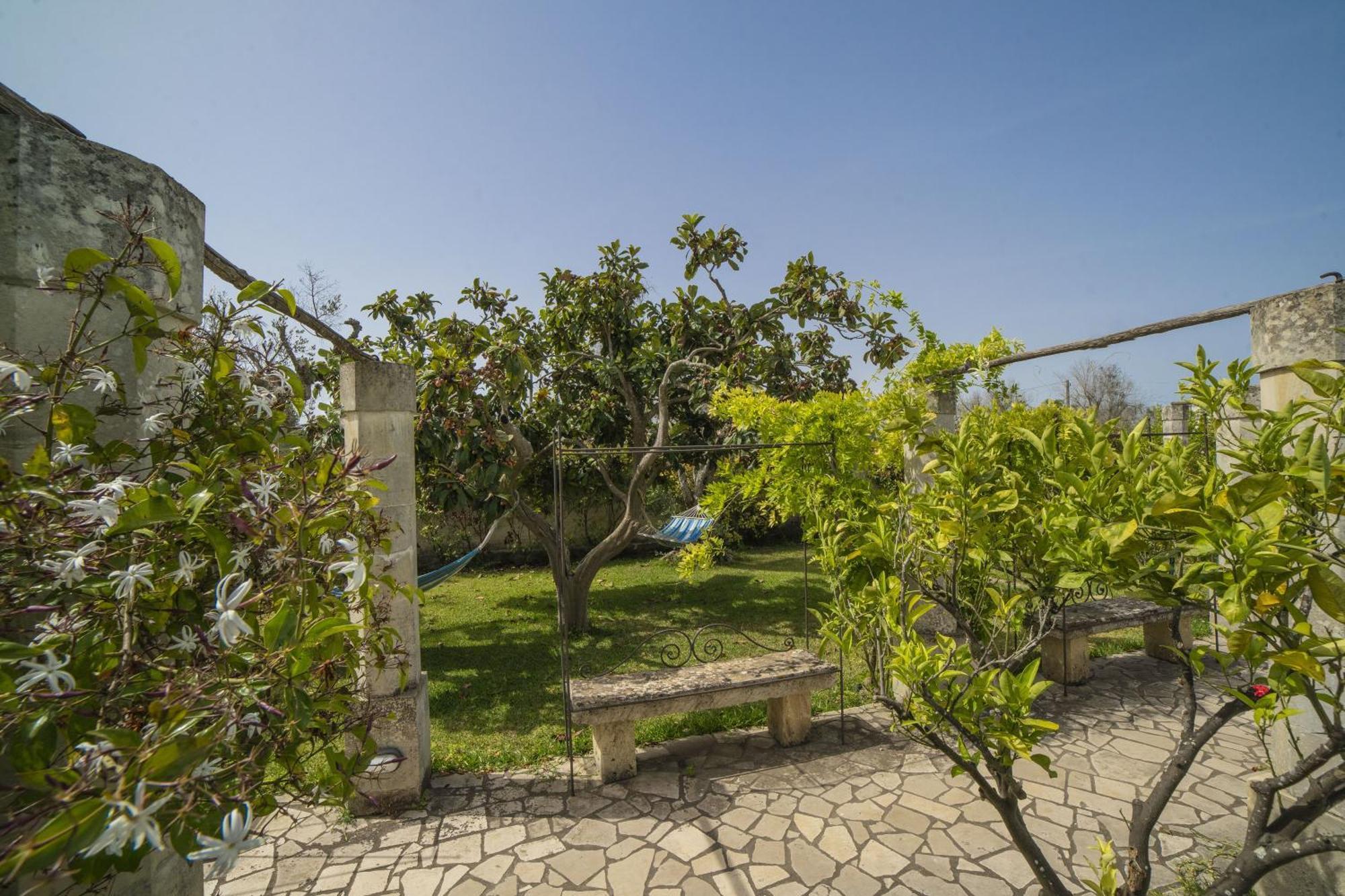 Villa Lisa Garden And Pool - Happy Rentals Мелендуньо Екстериор снимка