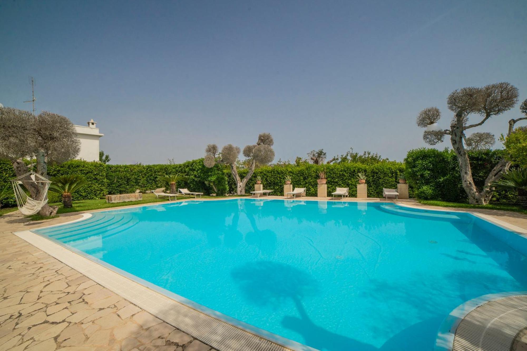 Villa Lisa Garden And Pool - Happy Rentals Мелендуньо Екстериор снимка