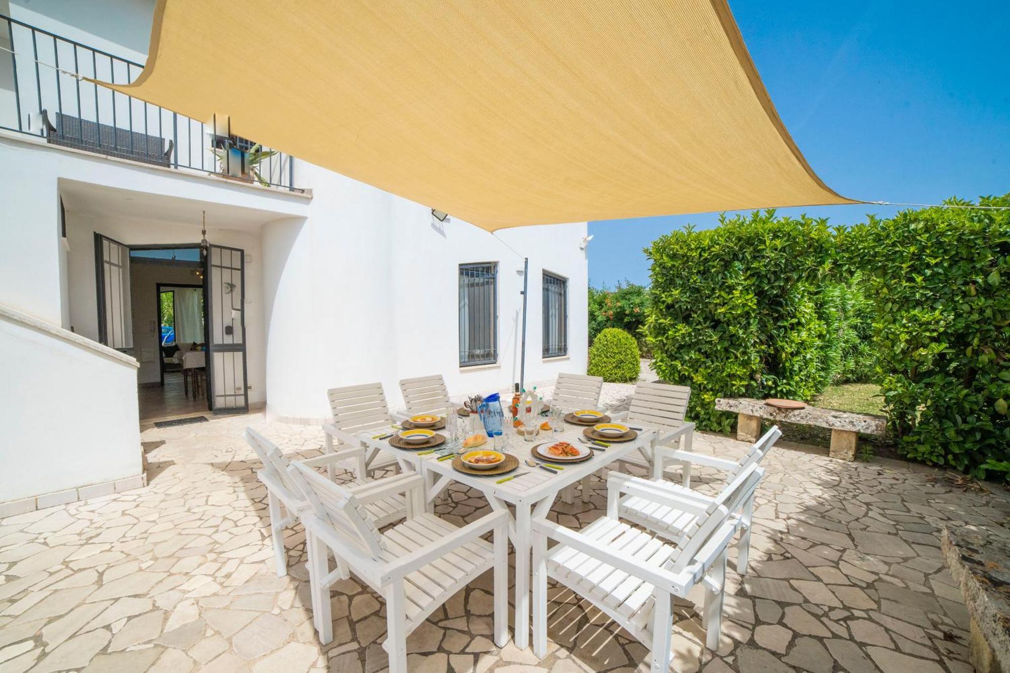 Villa Lisa Garden And Pool - Happy Rentals Мелендуньо Екстериор снимка