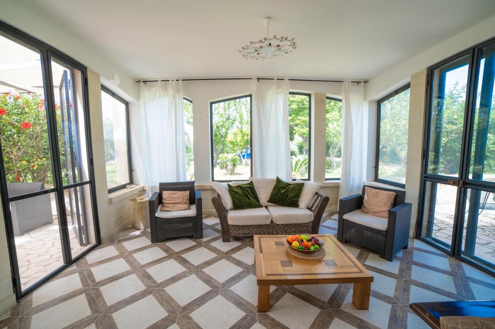 Villa Lisa Garden And Pool - Happy Rentals Мелендуньо Екстериор снимка